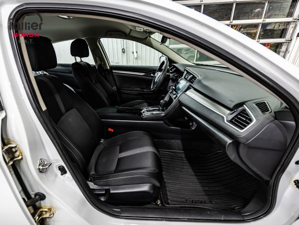 2020 Honda Civic Sedan LX in Montreal, Quebec - 15 - w1024h768px
