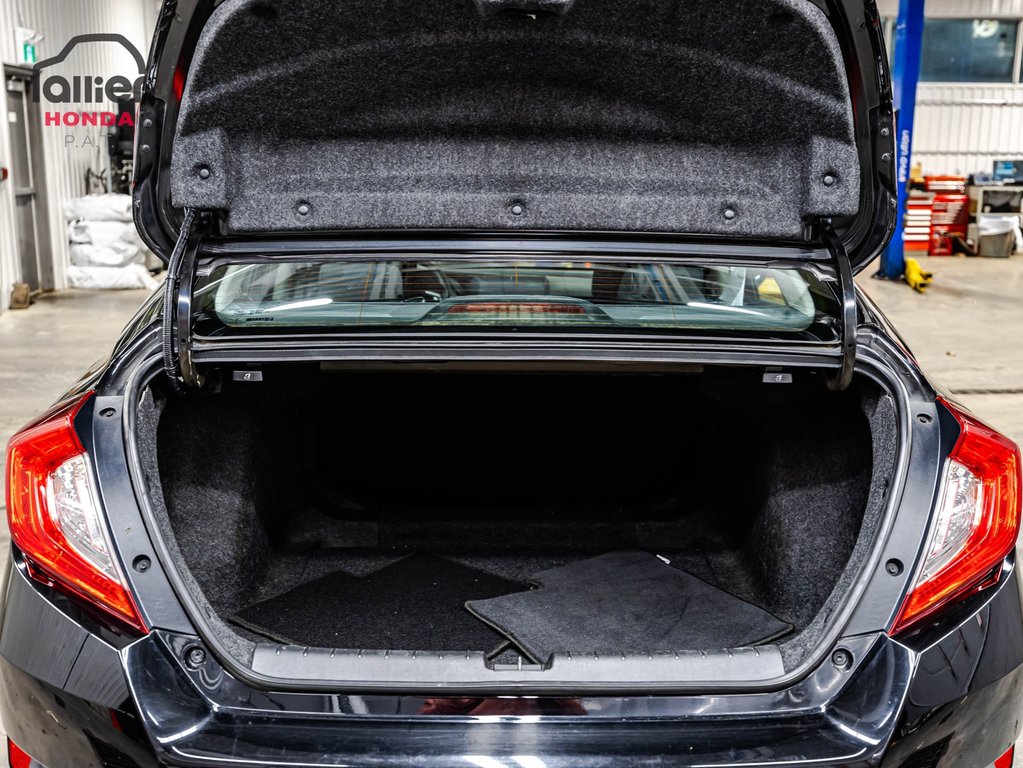 Honda Civic Sedan LX 2020 à Montréal, Québec - 15 - w1024h768px