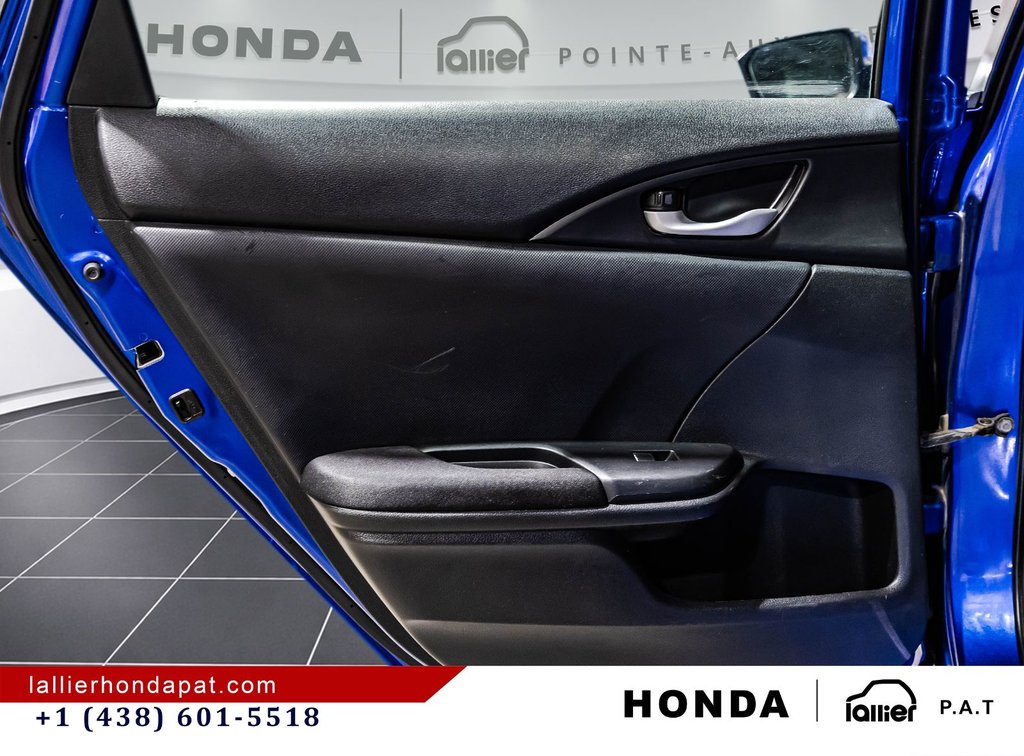 Honda Civic Sedan LX 2020 à Montréal, Québec - 12 - w1024h768px