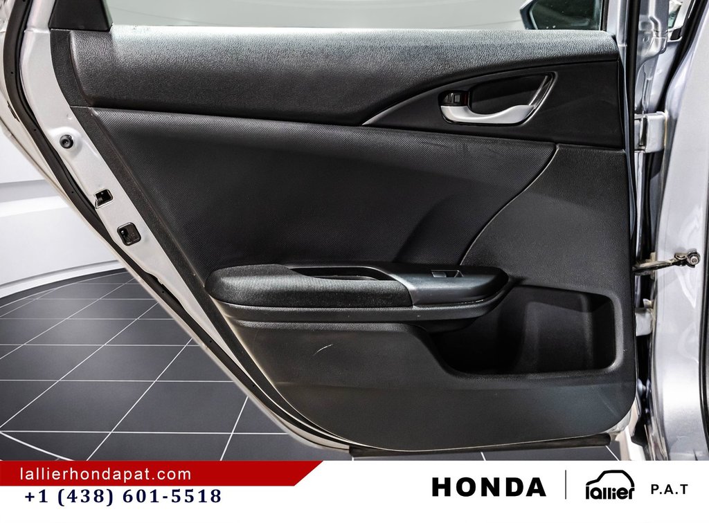 Honda Civic Sedan LX 2020 à Montréal, Québec - 12 - w1024h768px