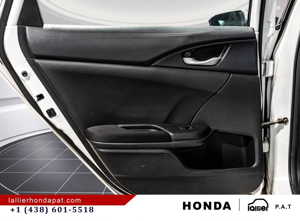 2020 Honda Civic Sedan LX in Montreal, Quebec - 12 - w1024h768px