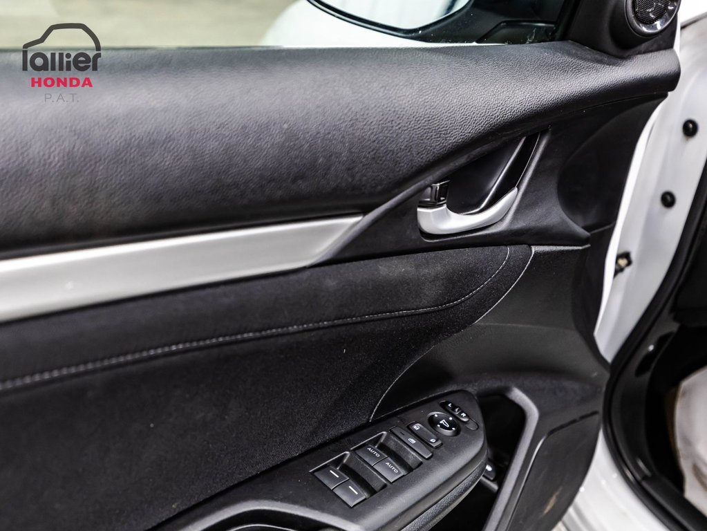 2021 Honda Civic Sedan EX in Montreal, Quebec - 12 - w1024h768px
