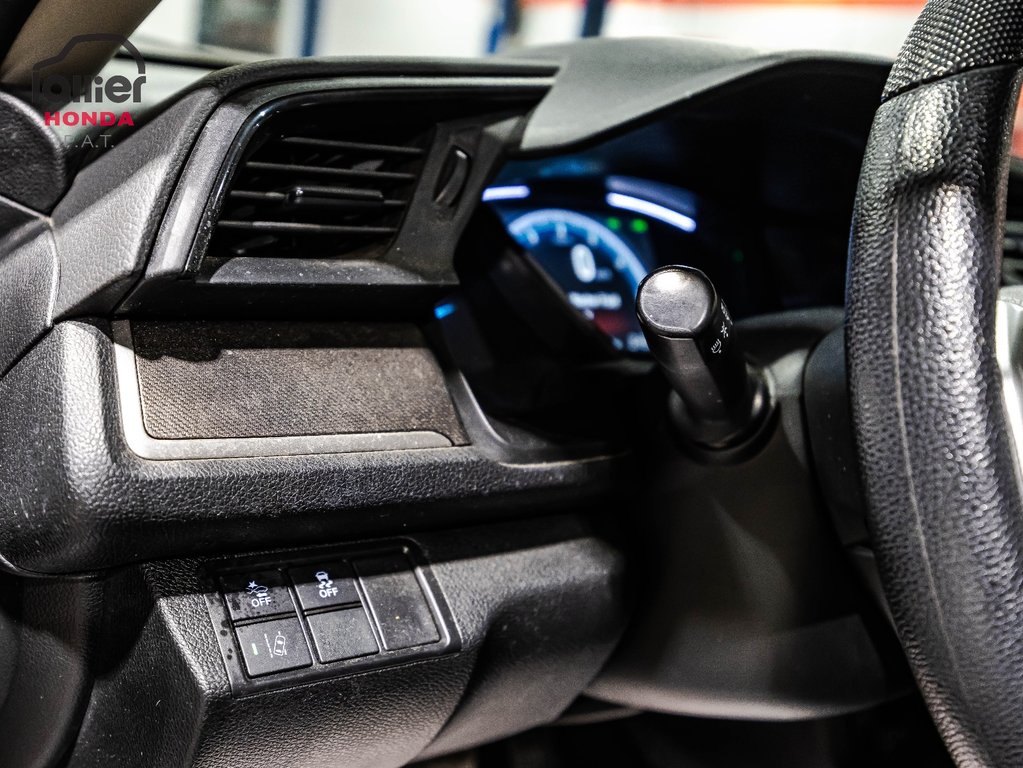 Honda Civic Sedan LX 2021 à , Québec - 16 - w1024h768px