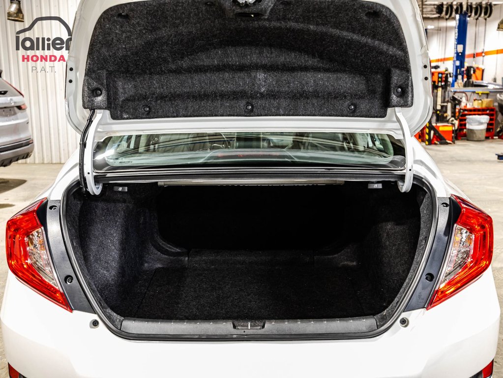 Honda Civic Sedan Touring 2021 à Montréal, Québec - 16 - w1024h768px