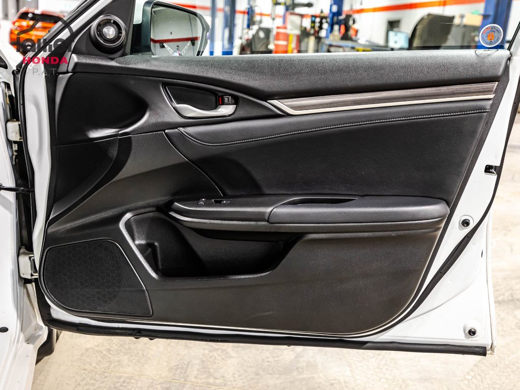 Honda Civic Sedan Touring 2021 à Montréal, Québec - 17 - w1024h768px