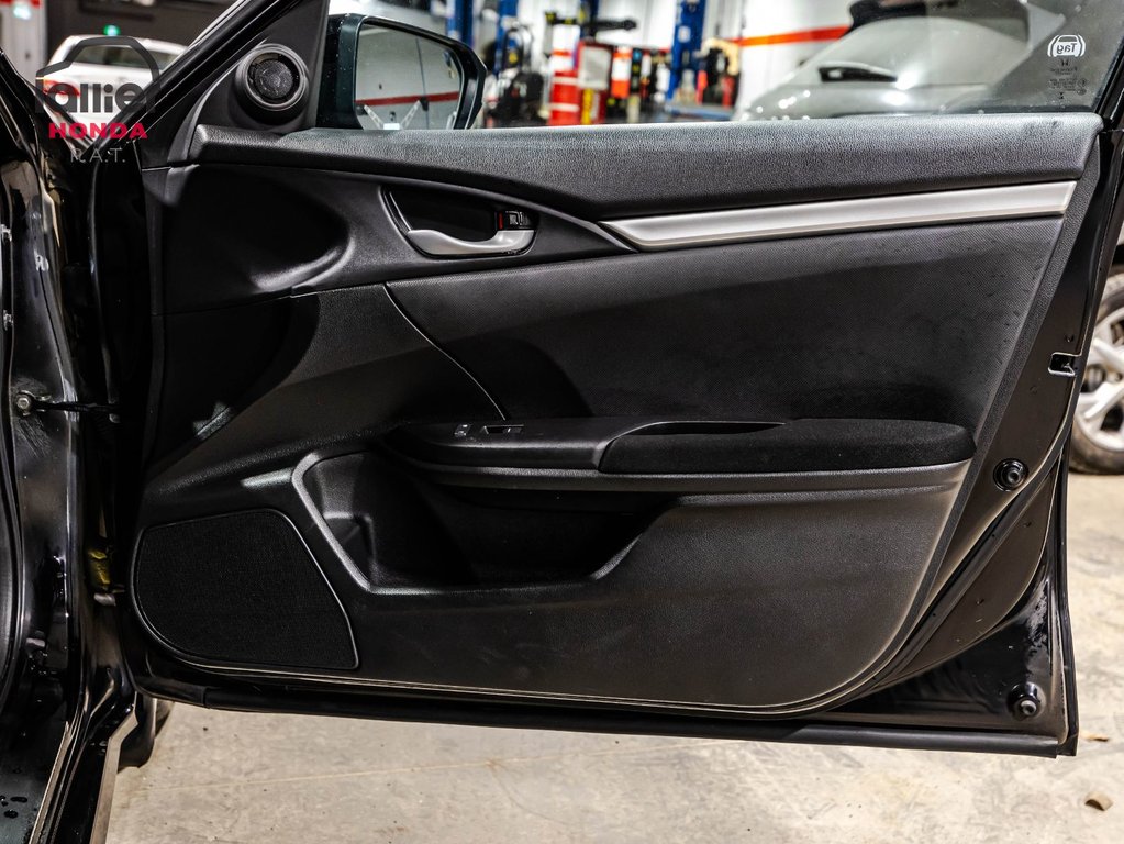 Honda Civic Sedan LX 2021 à Montréal, Québec - 16 - w1024h768px