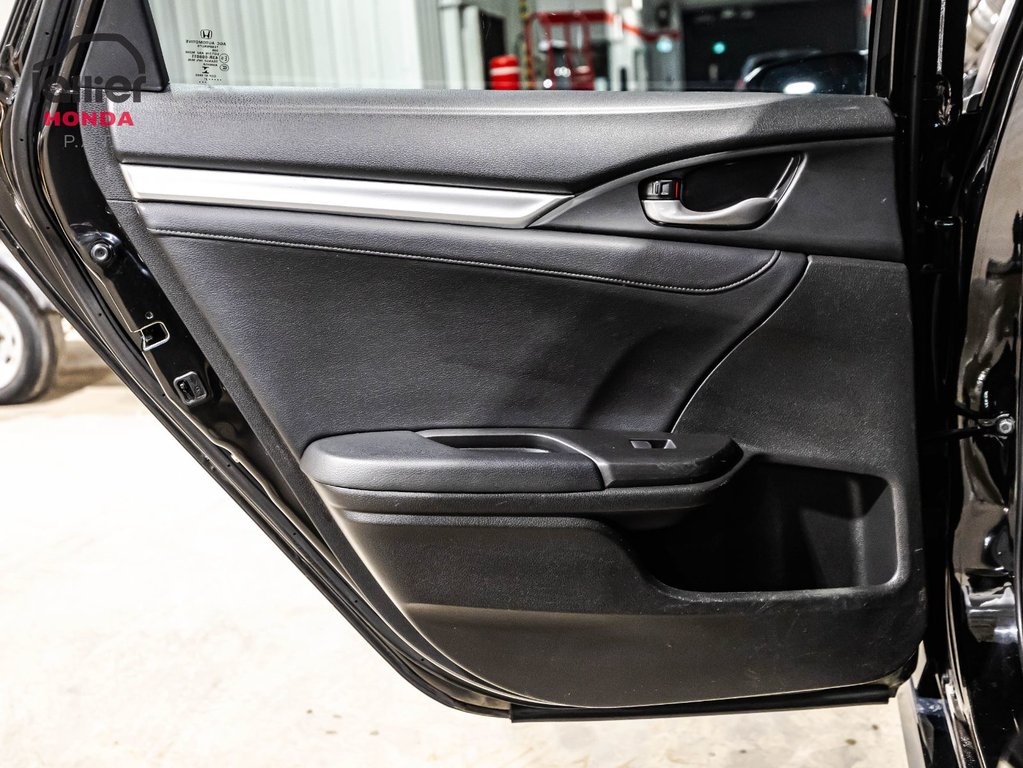 Honda Civic Sedan Touring 2021 à Montréal, Québec - 13 - w1024h768px