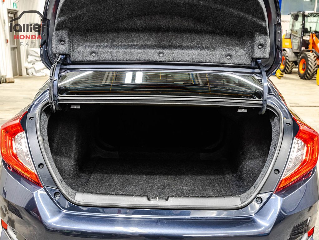 2021 Honda Civic Sedan EX in Montréal, Quebec - 15 - w1024h768px