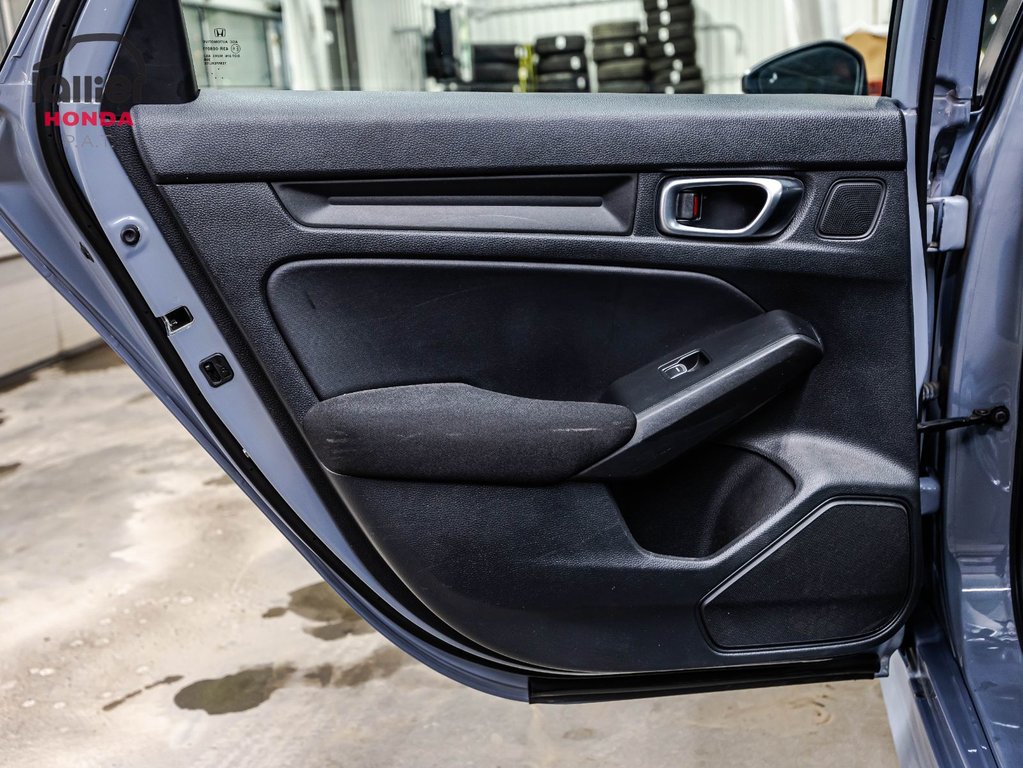 2022 Honda Civic Sedan Sport in Montreal, Quebec - 12 - w1024h768px