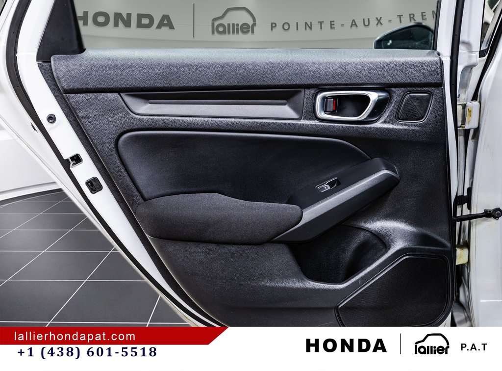 2022 Honda Civic Sedan LX in Montreal, Quebec - 9 - w1024h768px