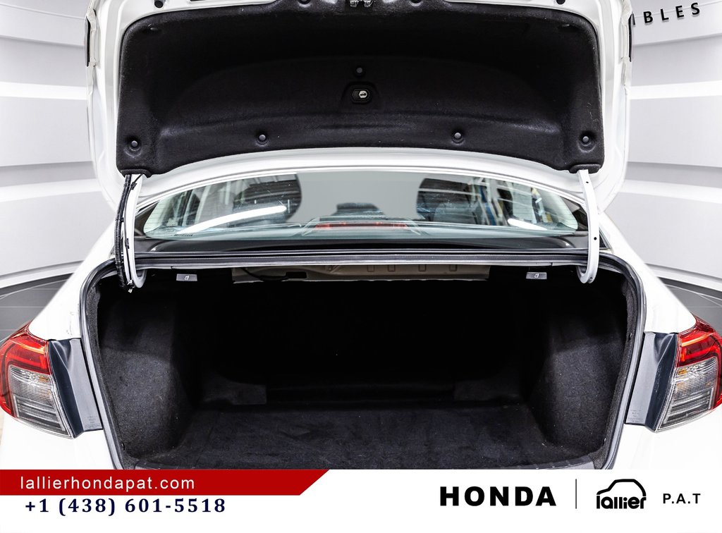 2022 Honda Civic Sedan LX in Montreal, Quebec - 12 - w1024h768px
