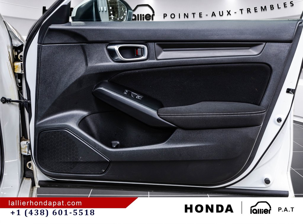 2022 Honda Civic Sedan LX in Montreal, Quebec - 13 - w1024h768px