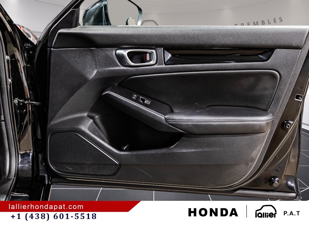 2022 Honda Civic Sedan Touring in Montreal, Quebec - 16 - w1024h768px