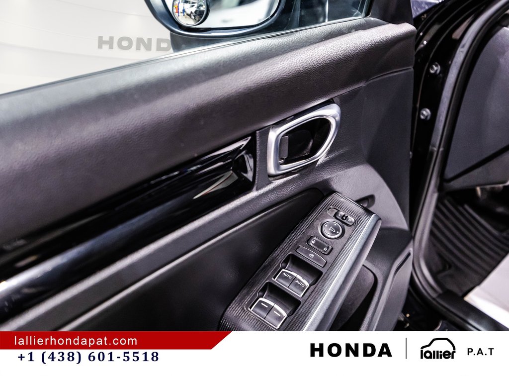 2022 Honda Civic Sedan Touring in Montreal, Quebec - 11 - w1024h768px
