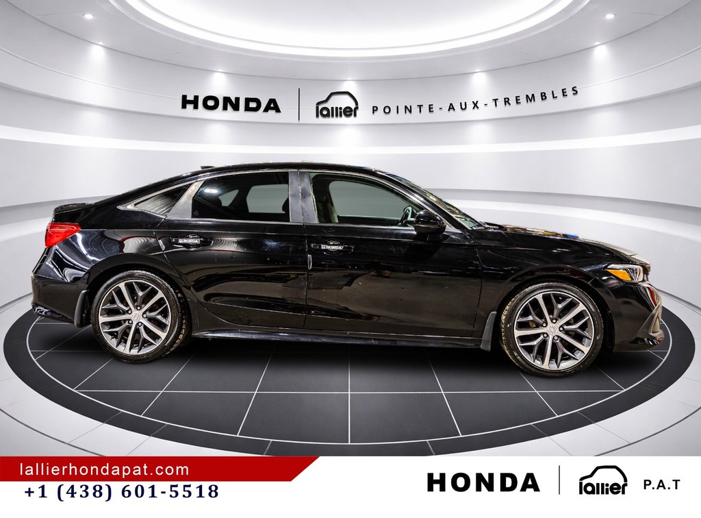2022 Honda Civic Sedan Touring in Montreal, Quebec - 8 - w1024h768px
