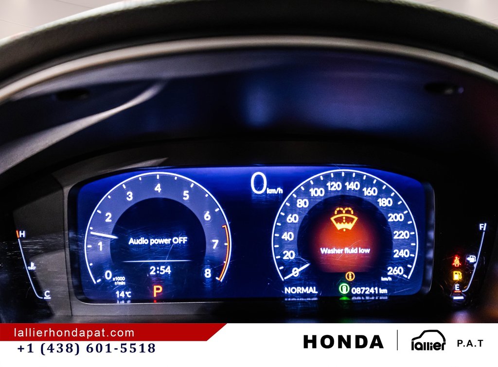 2022 Honda Civic Sedan Touring in Montreal, Quebec - 23 - w1024h768px