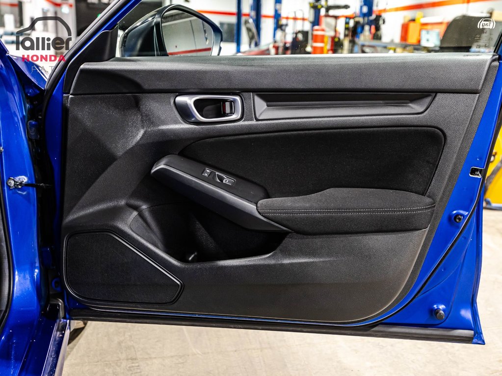 Honda Civic Sedan Sport 2023 à Montréal, Québec - 16 - w1024h768px