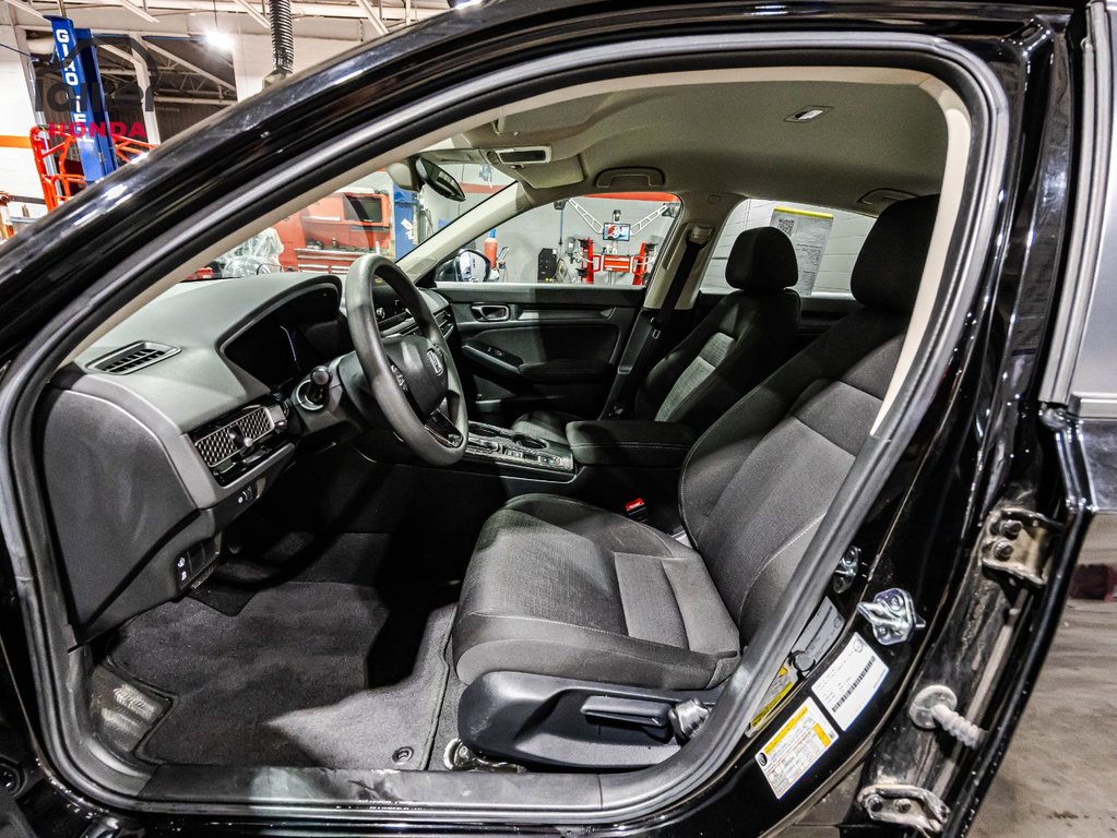 Honda Civic Sedan LX-B 2024 à Montréal, Québec - 18 - w1024h768px