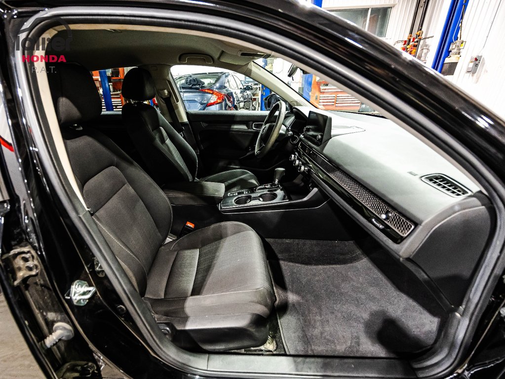 Honda Civic Sedan LX-B 2024 à Montréal, Québec - 17 - w1024h768px