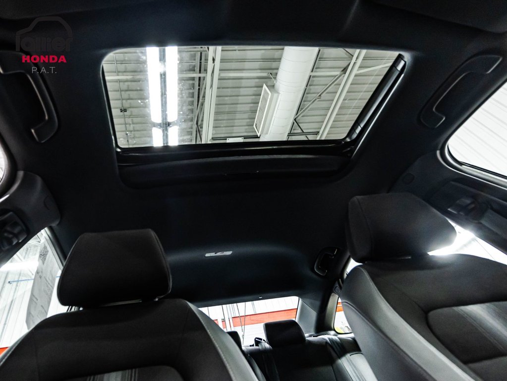 Honda Civic Sedan Sport 2025 à Montréal, Québec - 18 - w1024h768px