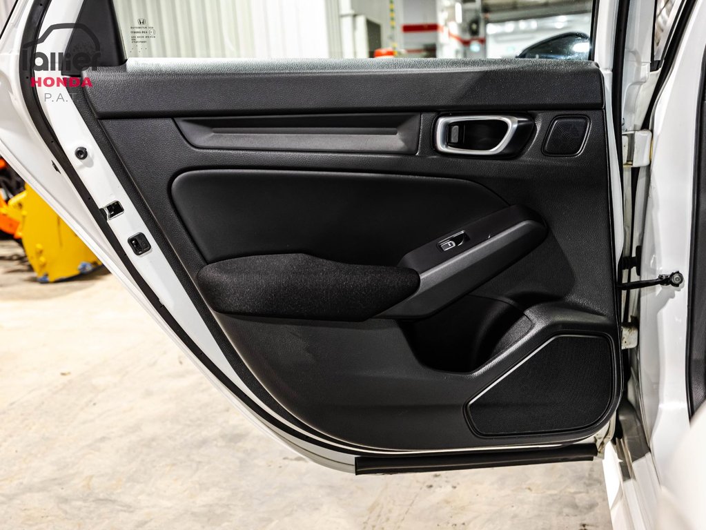 Honda Civic Sedan Sport 2025 à Montréal, Québec - 12 - w1024h768px