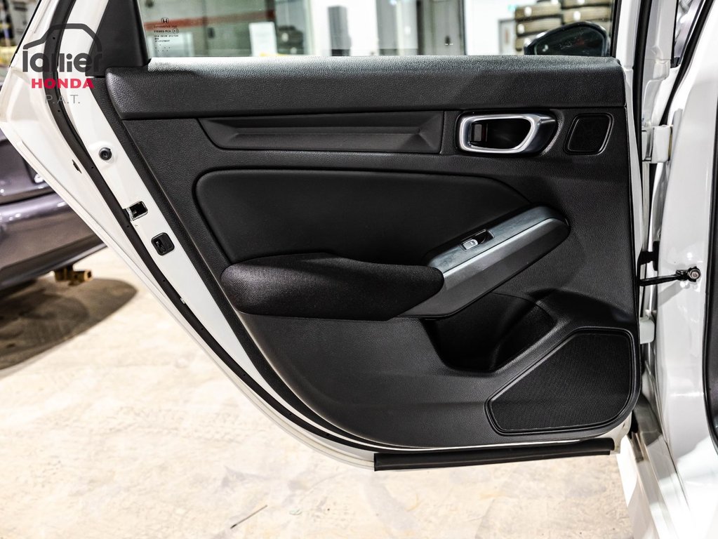 2025 Honda Civic Sedan Sport in Montréal, Quebec - 12 - w1024h768px