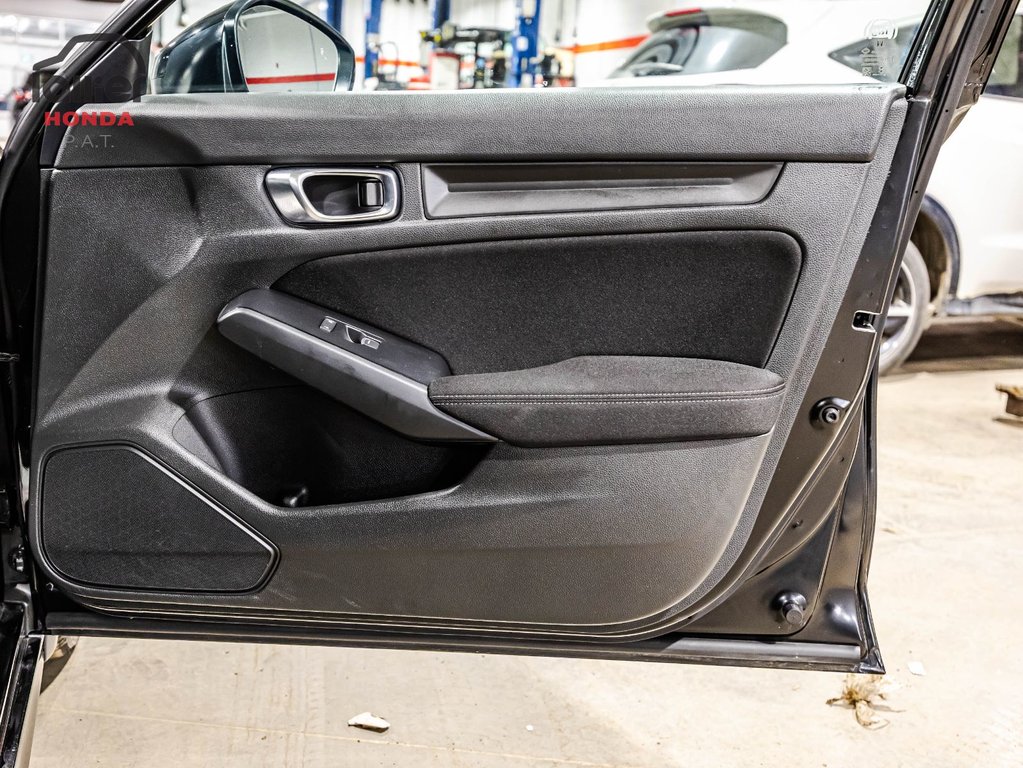 Honda Civic Sedan LX 2025 à Montréal, Québec - 16 - w1024h768px