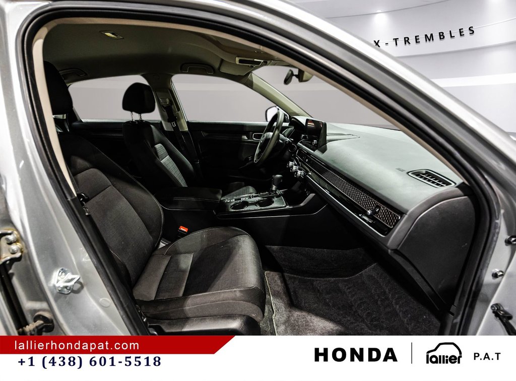 2025 Honda Civic Sedan LX in Montreal, Quebec - 17 - w1024h768px