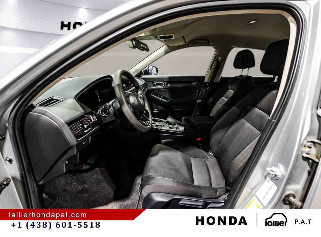 2025 Honda Civic Sedan LX in Montreal, Quebec - 18 - w1024h768px