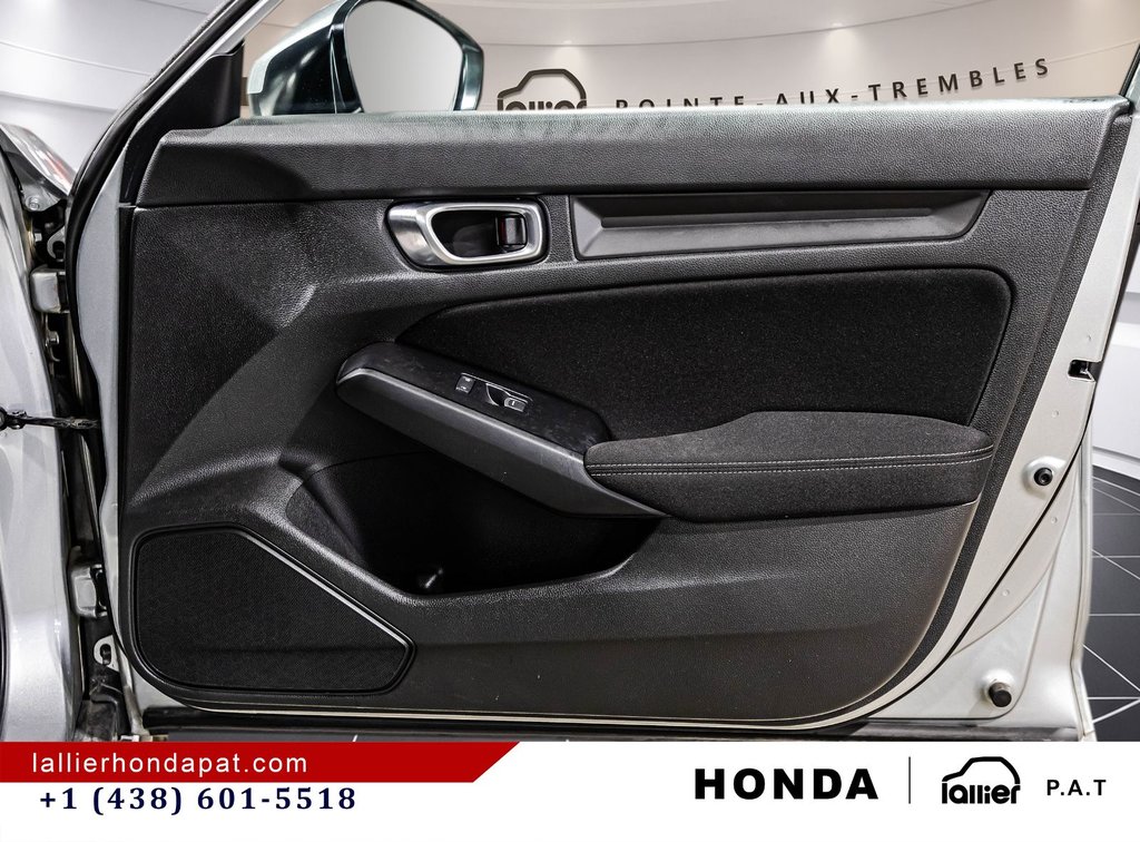 2025 Honda Civic Sedan LX in Montreal, Quebec - 16 - w1024h768px