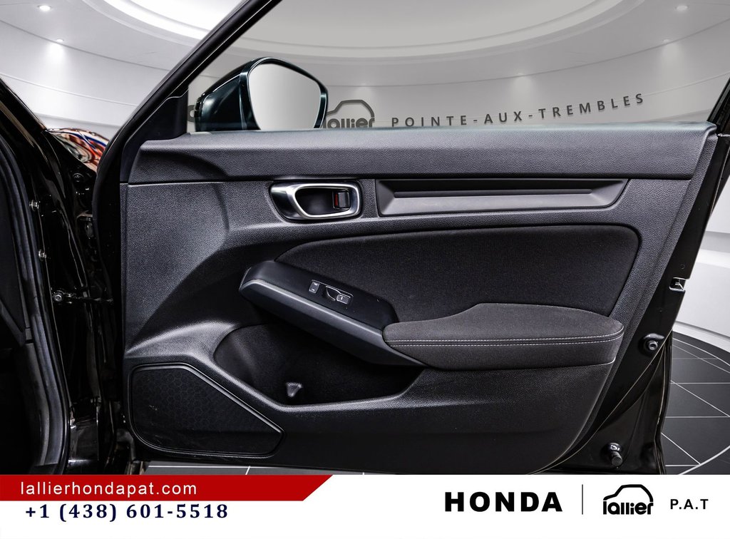 Honda Civic Sedan LX 2025 à Montréal, Québec - 16 - w1024h768px