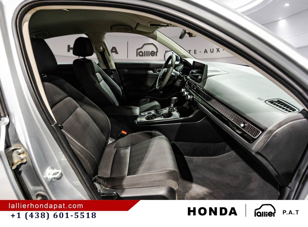 Honda Civic Sedan LX 2025 à Montréal, Québec - 17 - w1024h768px