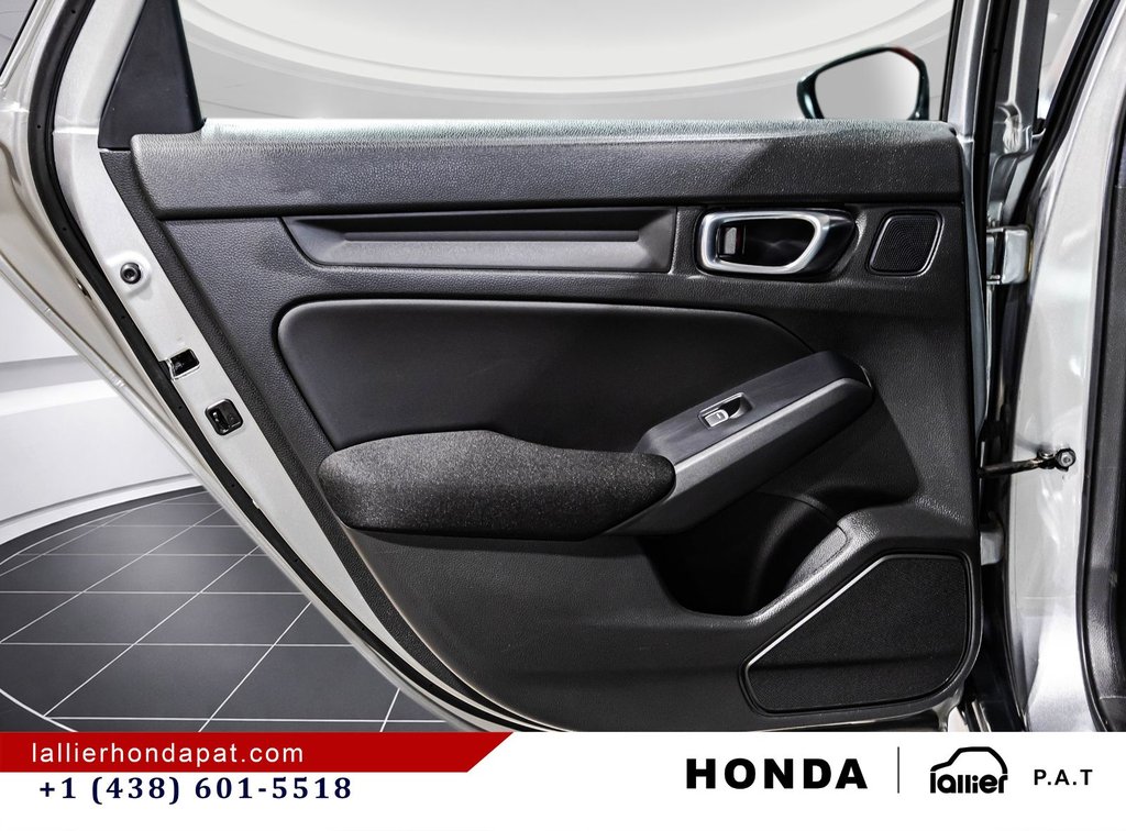 Honda Civic Sedan LX 2025 à Montréal, Québec - 12 - w1024h768px