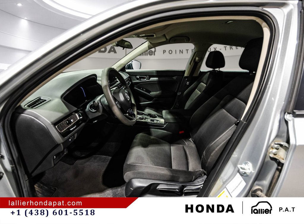 Honda Civic Sedan LX 2025 à Montréal, Québec - 18 - w1024h768px