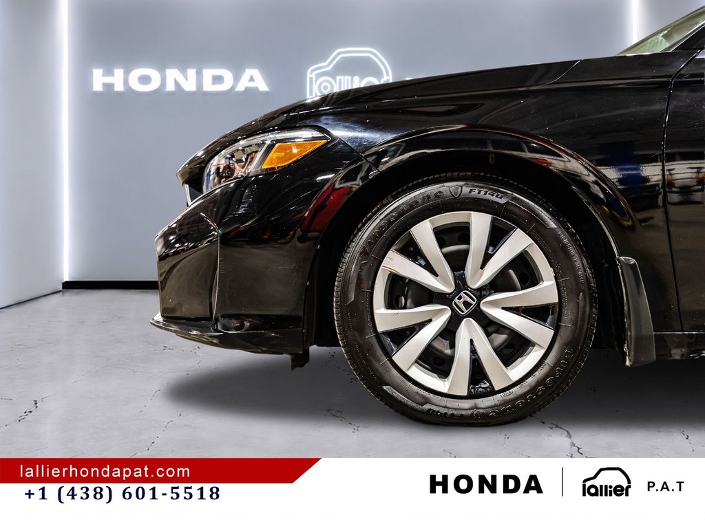 Honda Civic Sedan LX 2025 à Montréal, Québec - 10 - w1024h768px