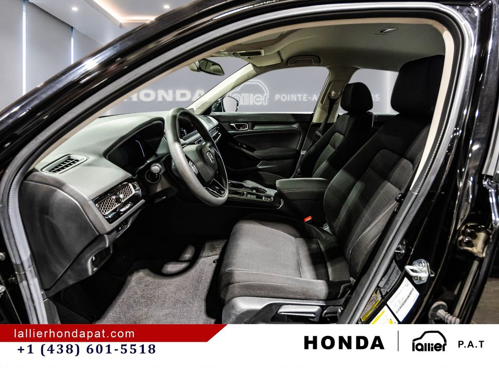 Honda Civic Sedan LX 2025 à Montréal, Québec - 18 - w1024h768px