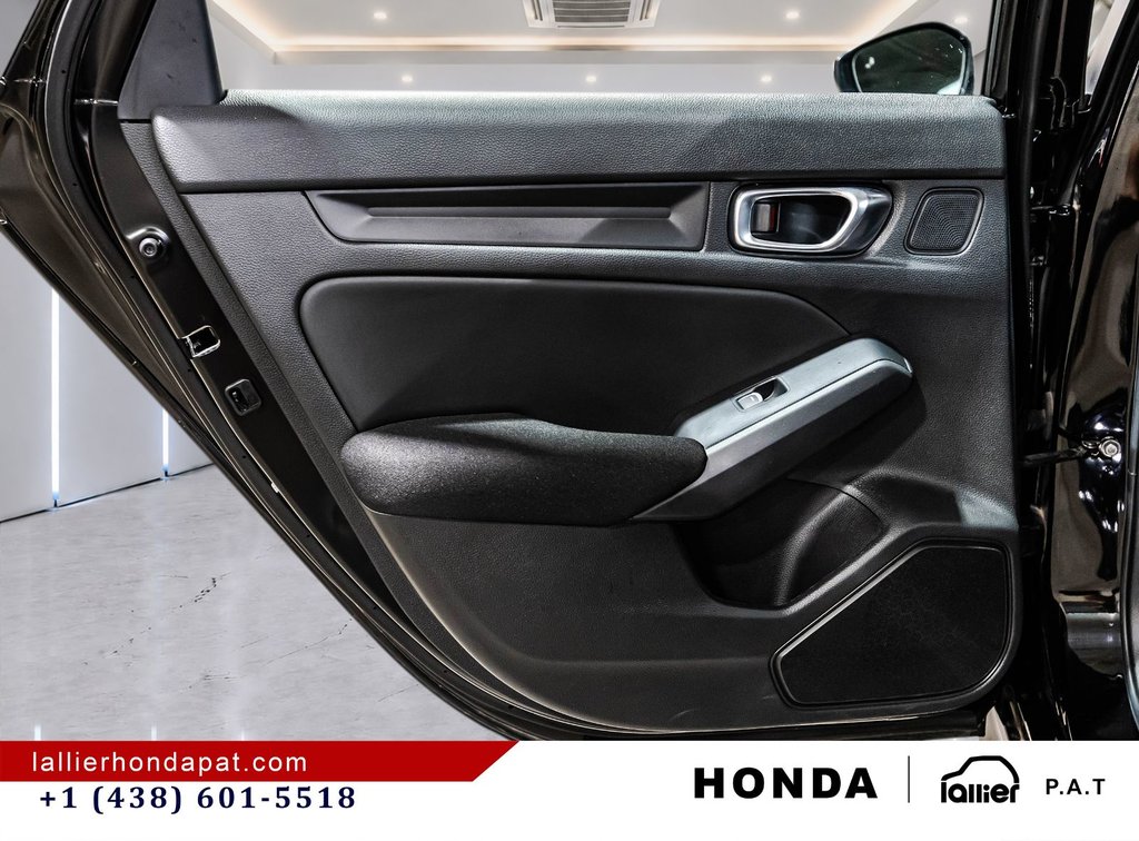 Honda Civic Sedan LX 2025 à Montréal, Québec - 12 - w1024h768px