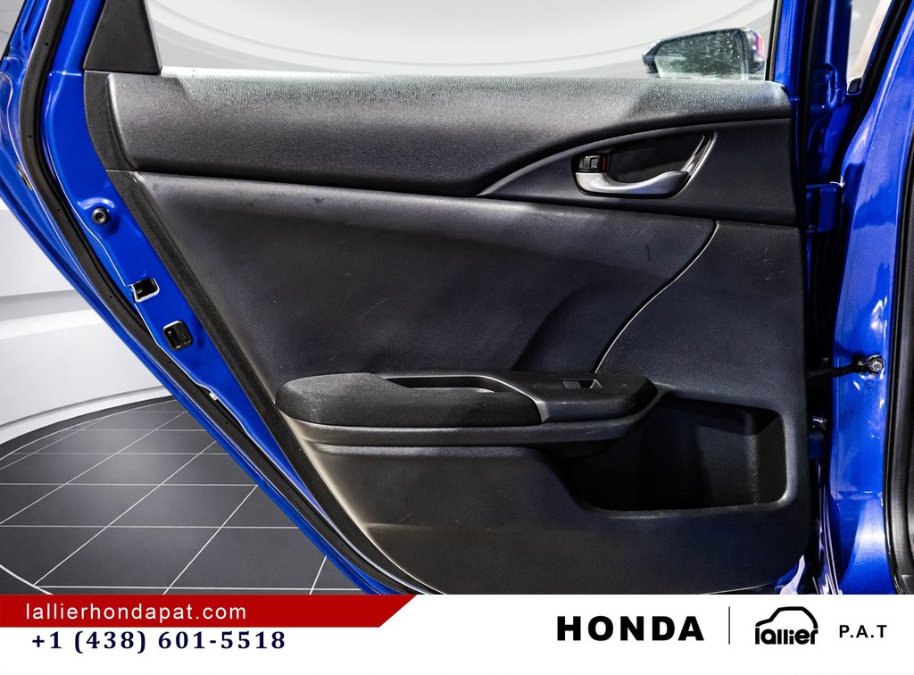 Honda Civic Si Sedan  2020 à Montréal, Québec - 13 - w1024h768px