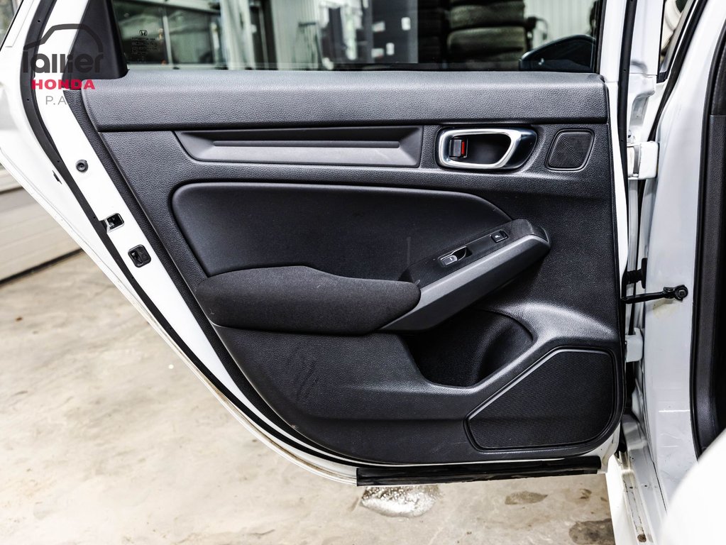 Honda Civic Si Sedan  2022 à Montréal, Québec - 13 - w1024h768px