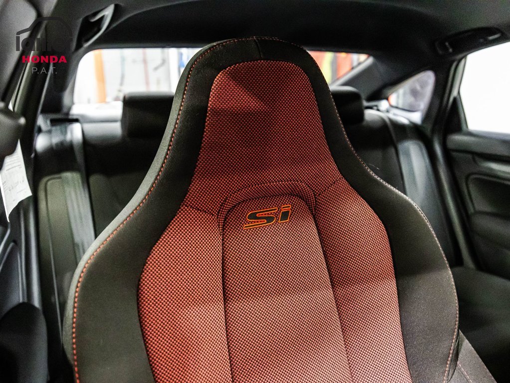 Honda Civic Si Sedan  2022 à Montréal, Québec - 18 - w1024h768px