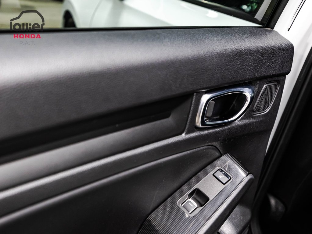 Honda Civic Si Sedan  2022 à Montréal, Québec - 12 - w1024h768px