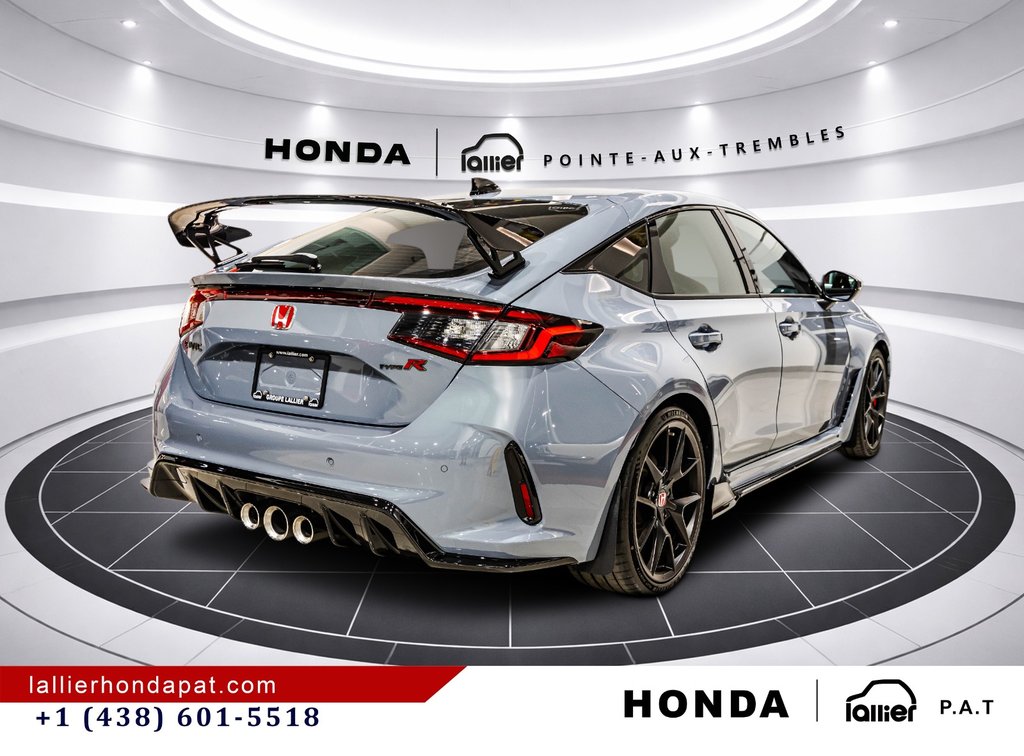 2023 Honda Civic Type R in Montreal, Quebec - 7 - w1024h768px