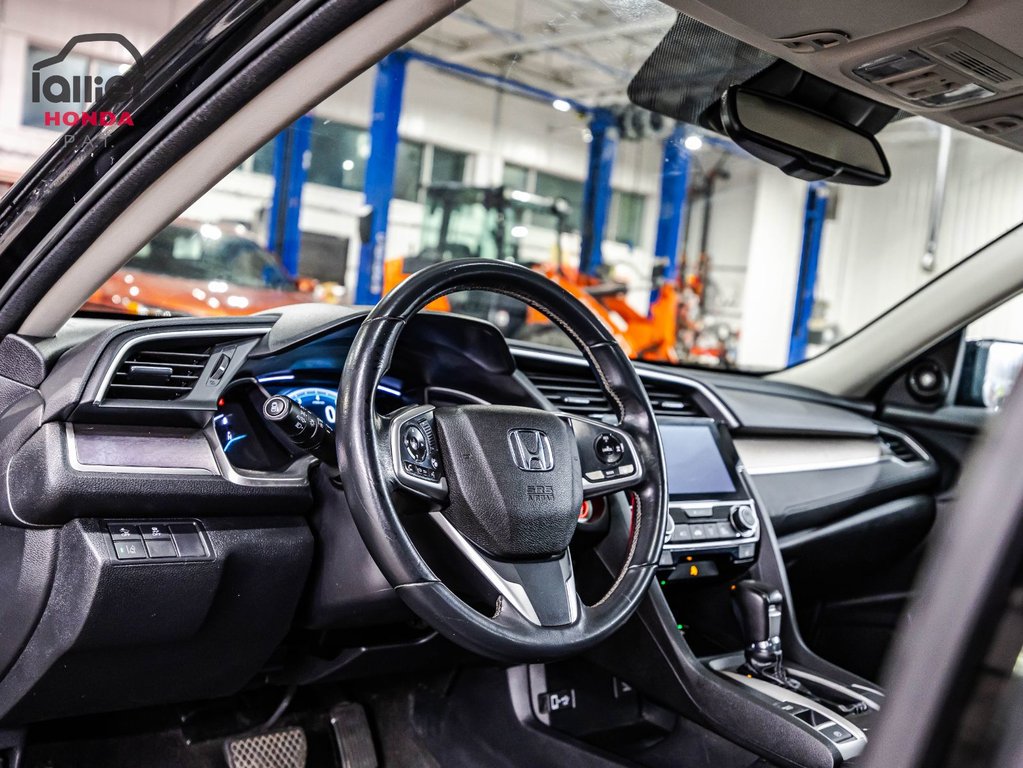 Honda Civic Touring 40 000 km 2017 à , Québec - 21 - w1024h768px
