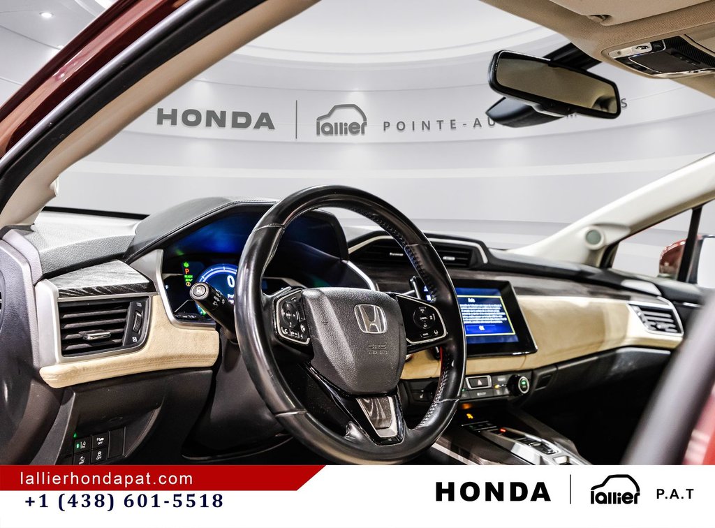 2018 Honda Clarity Plug-In Hybrid Touring in Montréal, Quebec - 20 - w1024h768px