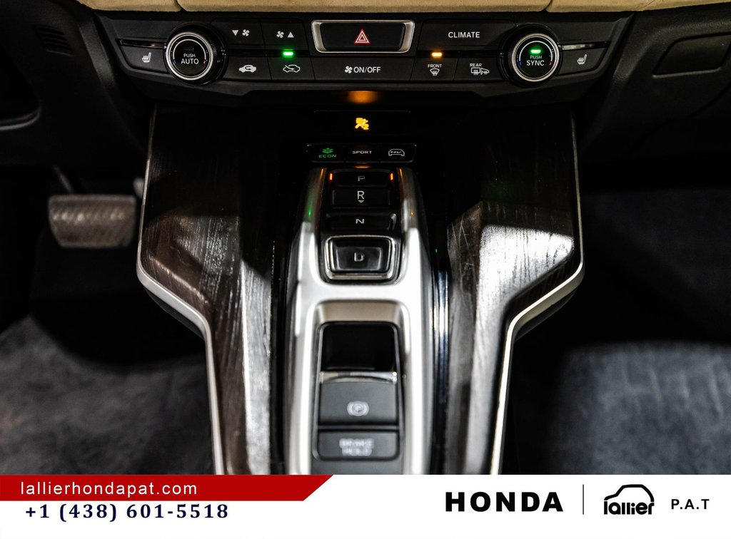 2018 Honda Clarity Plug-In Hybrid Touring in Montréal, Quebec - 25 - w1024h768px