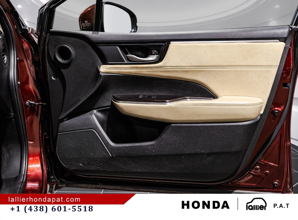 2018 Honda Clarity Plug-In Hybrid Touring in Montréal, Quebec - 17 - w1024h768px