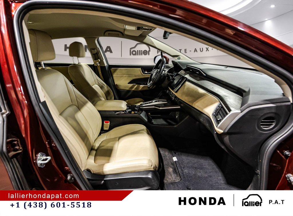 2018 Honda Clarity Plug-In Hybrid Touring in Montréal, Quebec - 18 - w1024h768px