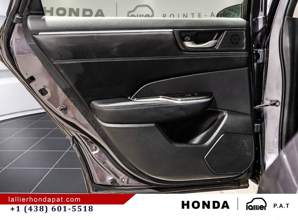 2019 Honda Clarity Plug-In Hybrid in Montreal, Quebec - 13 - w1024h768px