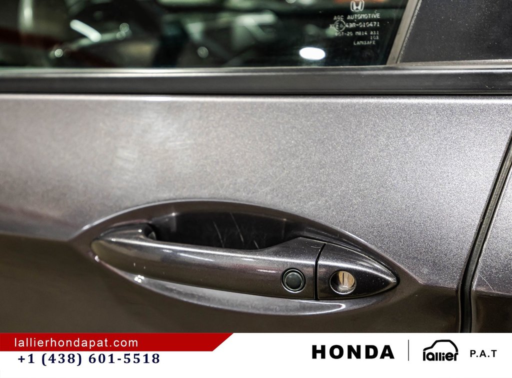 2019 Honda Clarity Plug-In Hybrid in Montreal, Quebec - 11 - w1024h768px