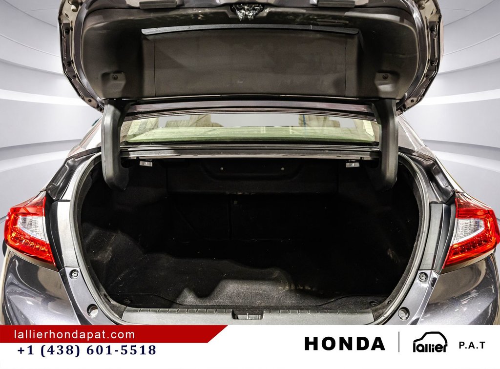 2019 Honda Clarity Plug-In Hybrid in Montreal, Quebec - 16 - w1024h768px